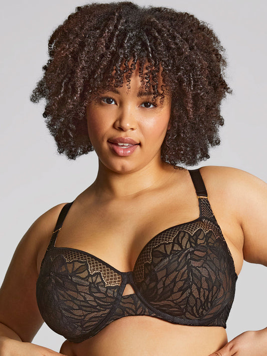 Model wearing Sophia Full Cup Bra in black
