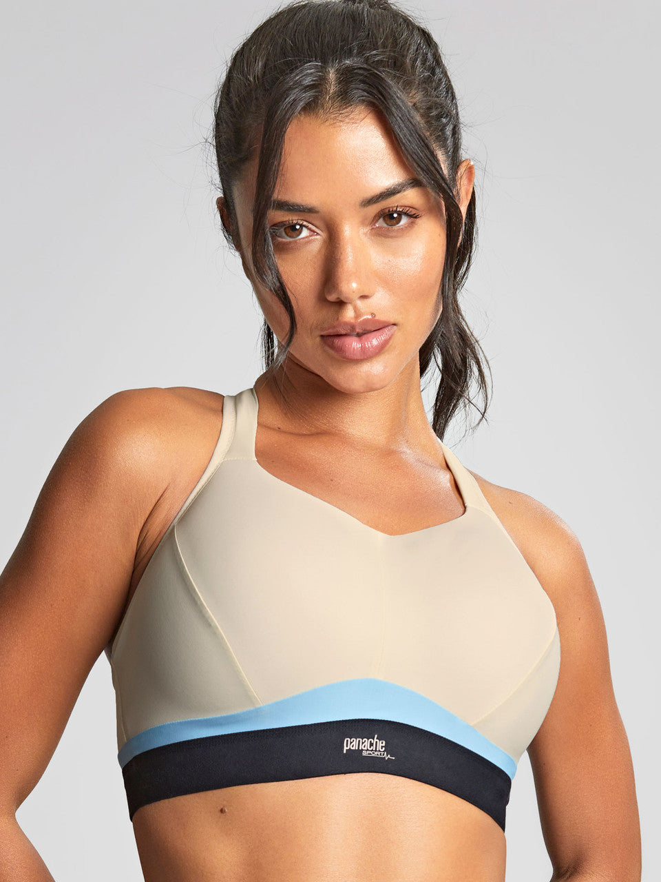 Boundless Padded Non-Wired Sports Bra - Chalk/Black