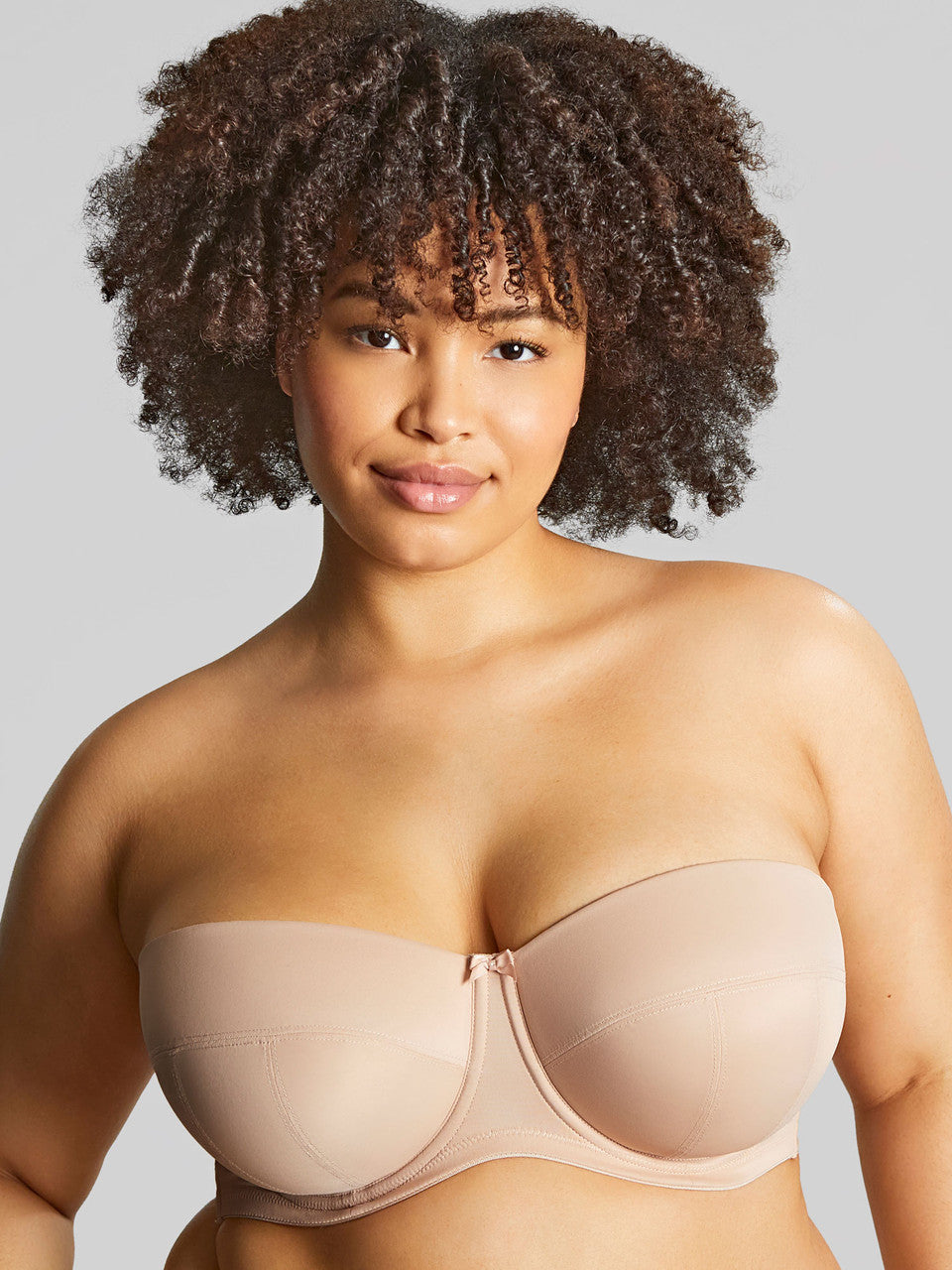 Dana Strapless Bra in Linen worn by model front view