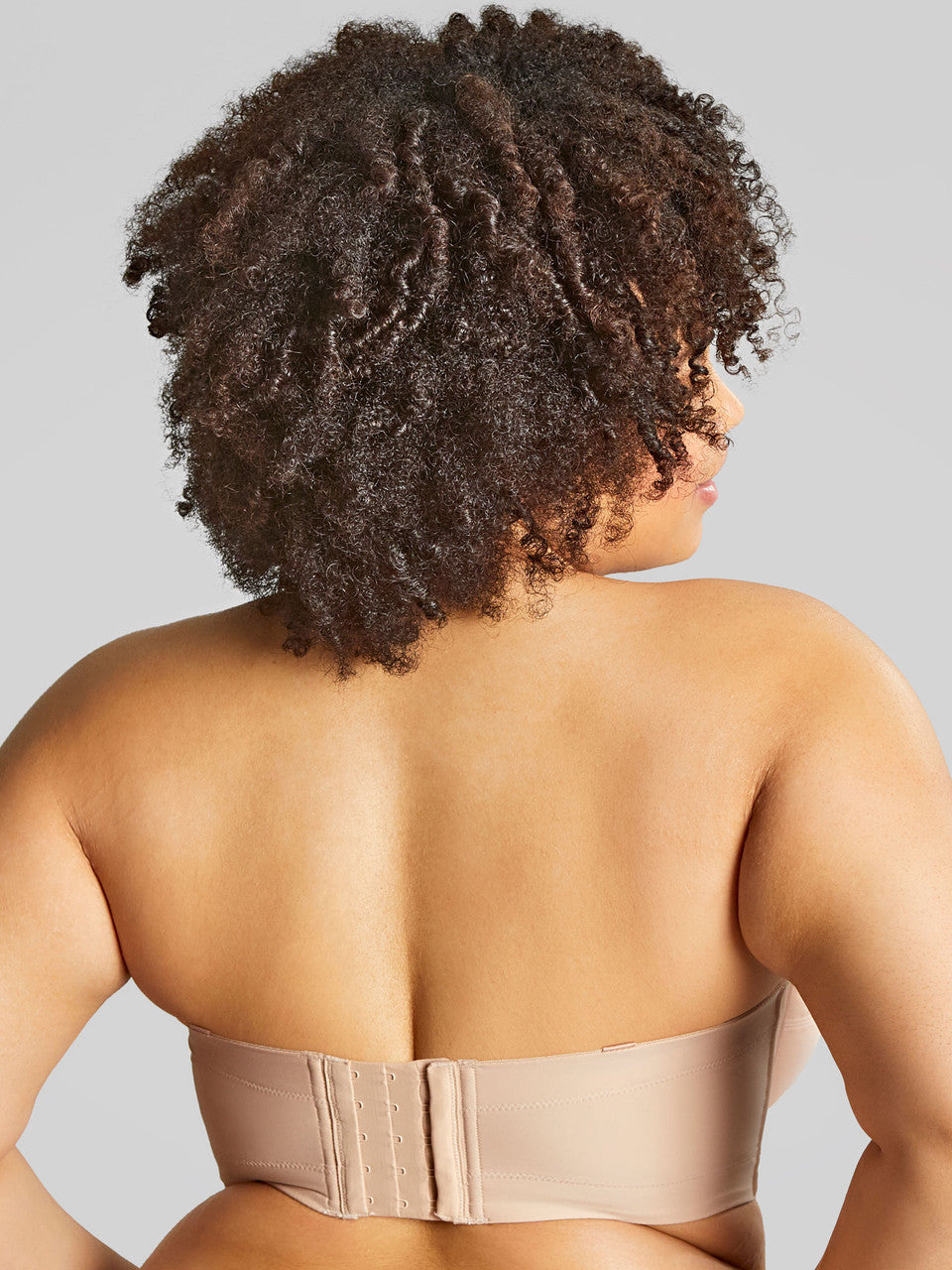Dana Strapless Bra in Linen worn by model back view