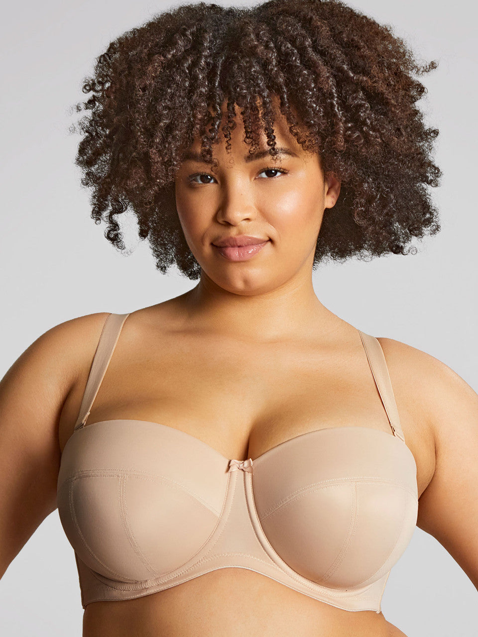 Dana Strapless Bra in Linen worn with straps by model front view