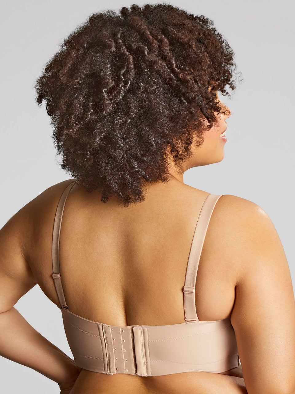 Dana Strapless Bra in Linen worn by model back view