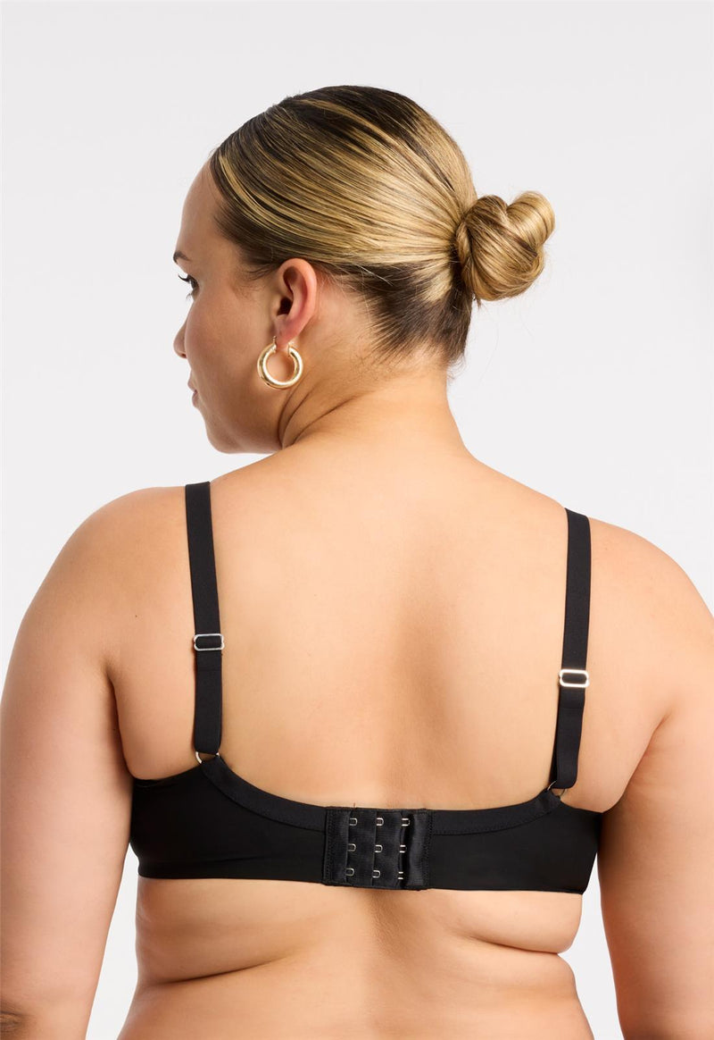 Sublime Spacer Bra Black worn by model back view