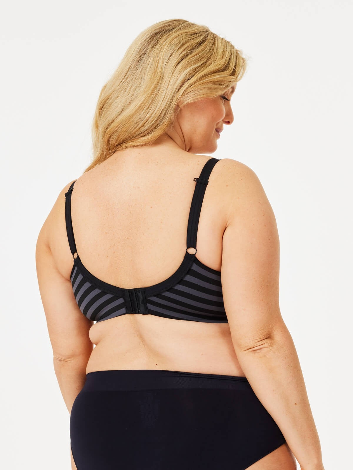 Lamington 3D T-Shirt Nursing Bra - Black worn by model back view