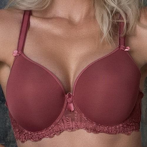 Elise Moulded Bra Canyon Rose front view, showing stitching, lace and strap detailing on model.