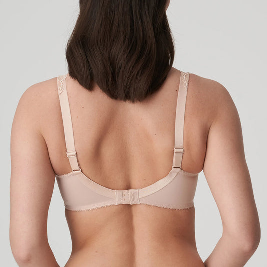 Madison Full Cup Underwire Bra in Caffe Latte worn by model back view image